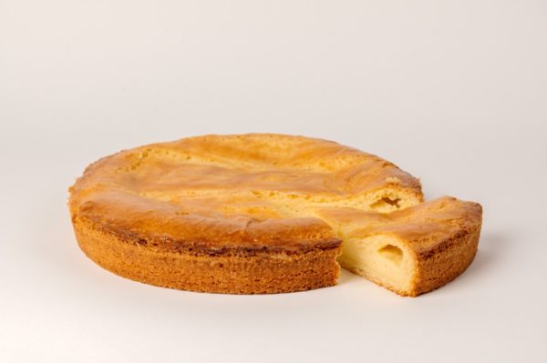 Gâteau Basque Crème pâtissière de fabrication artisanale